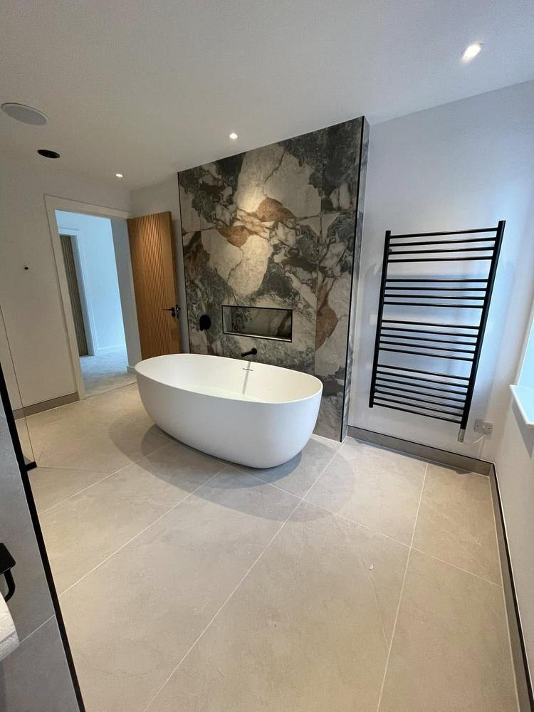 Freestanding bath with feature wall, Aquafix Services Leeds