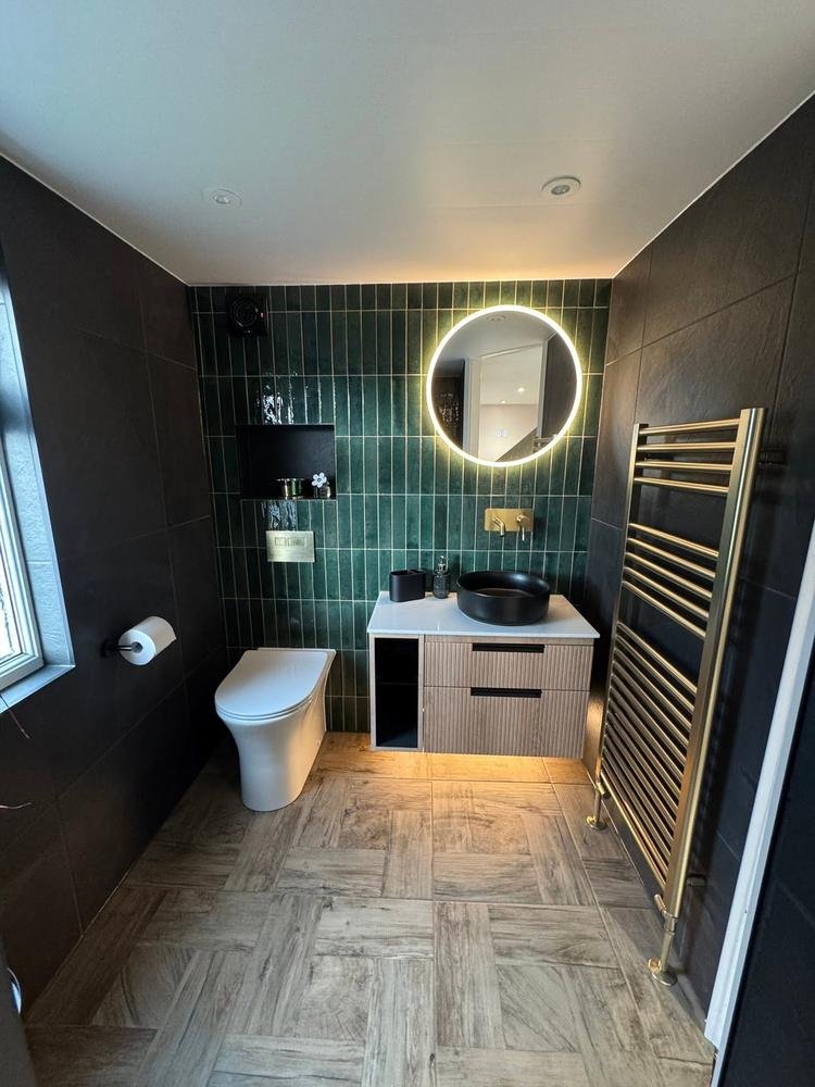 Tiling, Joinery & Finishing by Aquafix Services in Leeds
